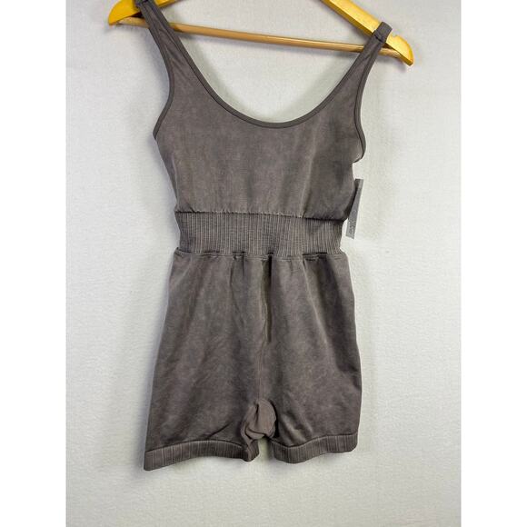 Aeropostale Gray Seamless Workout Bodysuit Medium Active Gym Athleisure - Picture 4 of 12